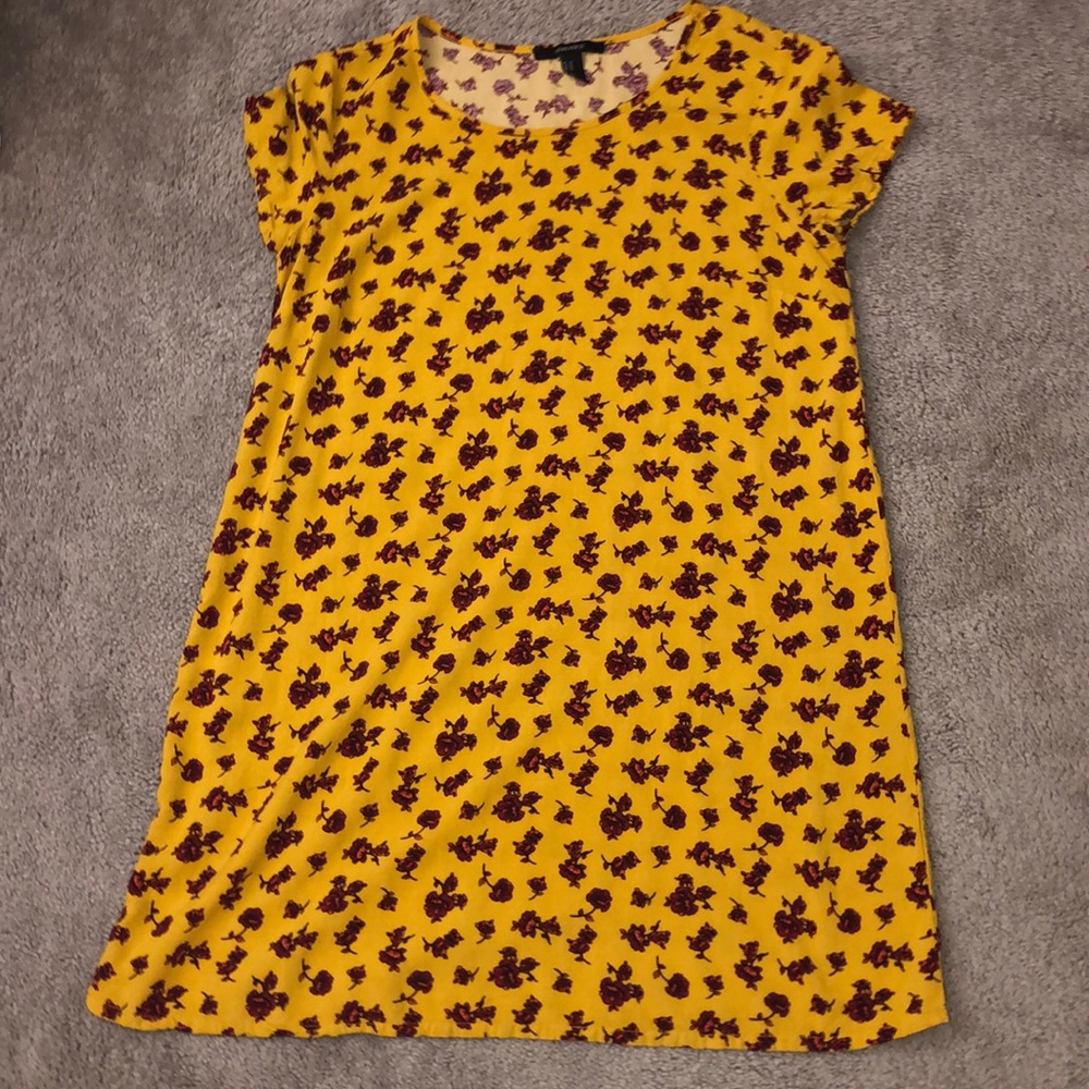 🌹Forever 21🌼 T-Shirt Dress
